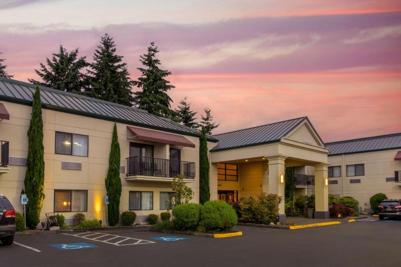 Best Western Plus Plaza By The Green Kent Kültér fotó